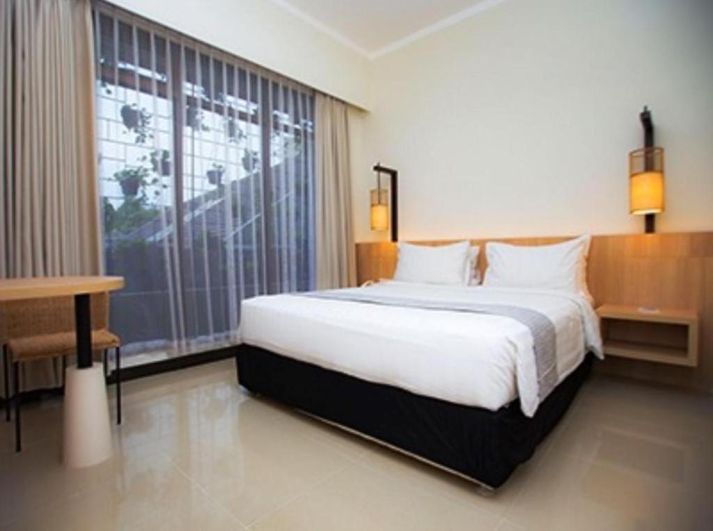 Bentani Hotel & Residence Сиребон Екстериор снимка