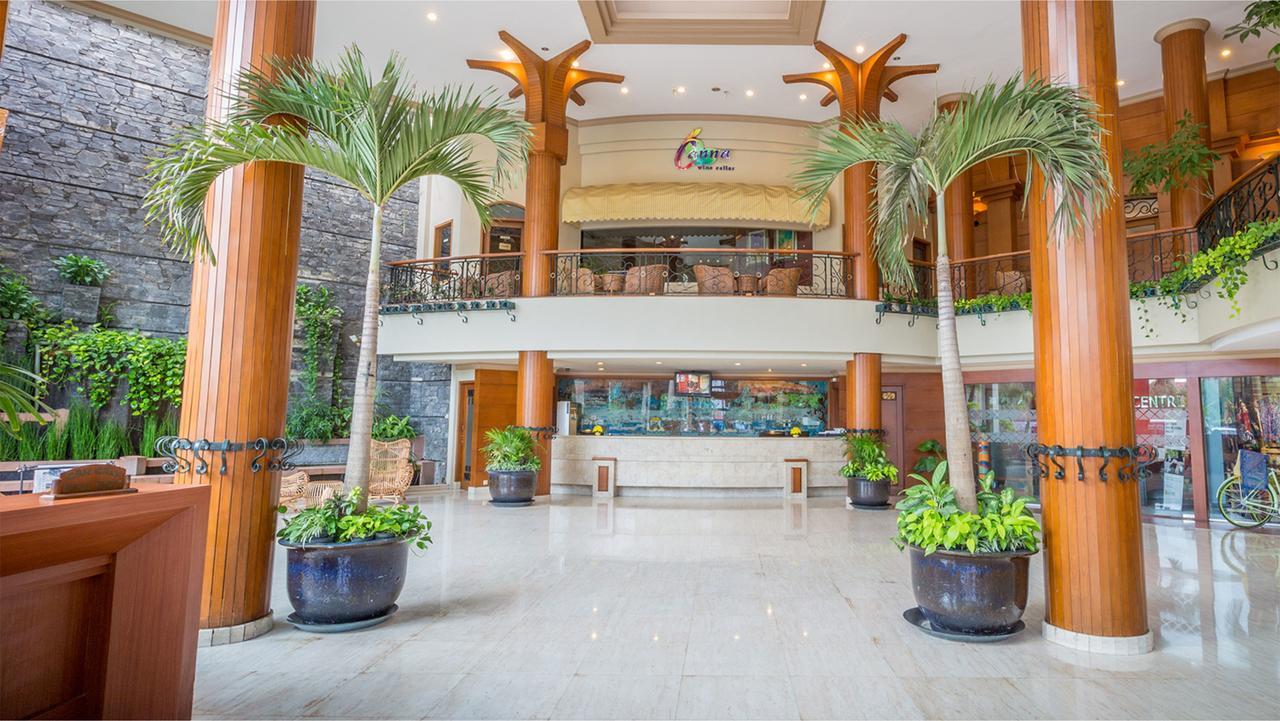 Bentani Hotel & Residence Сиребон Екстериор снимка